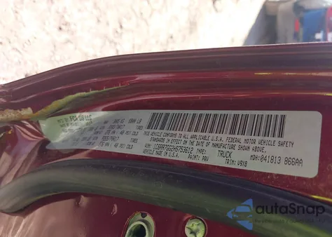 2017 Ram 1500 Slt 4X4 6'4 Box из США, поврежденный, VIN 1C6RR7GG2HS753612